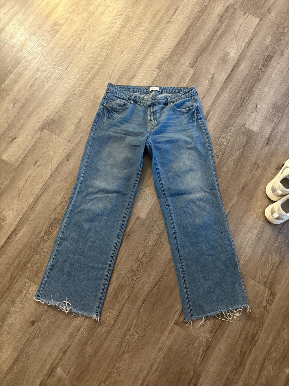 PacSun Light Blue Wide-Leg Denim Jeans with Raw Hem